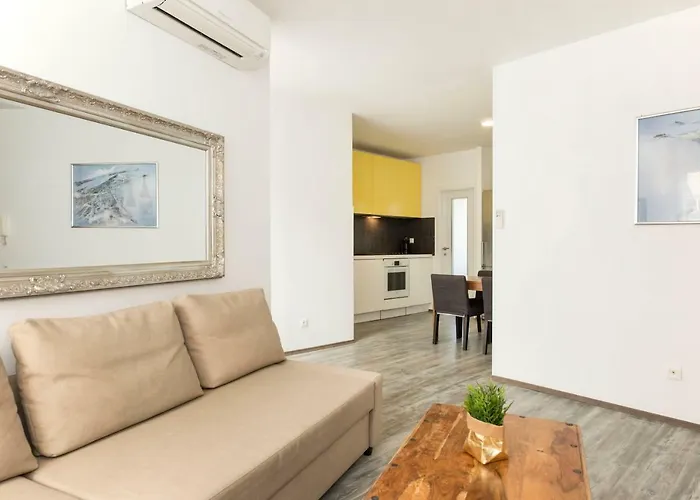 City Smart Apartment