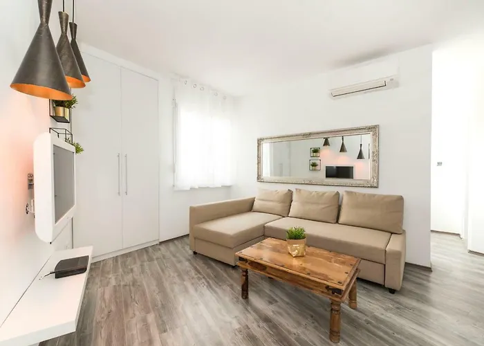City Smart Apartment